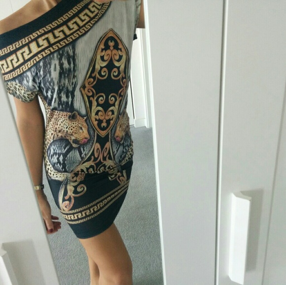 Dress - Picture 4 of 6